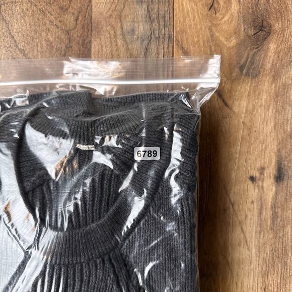 Lululemon Knit Crew Neck Ribbed Sweater Women's Size 2 Gray Knit Pockets - Picture 9 of 9